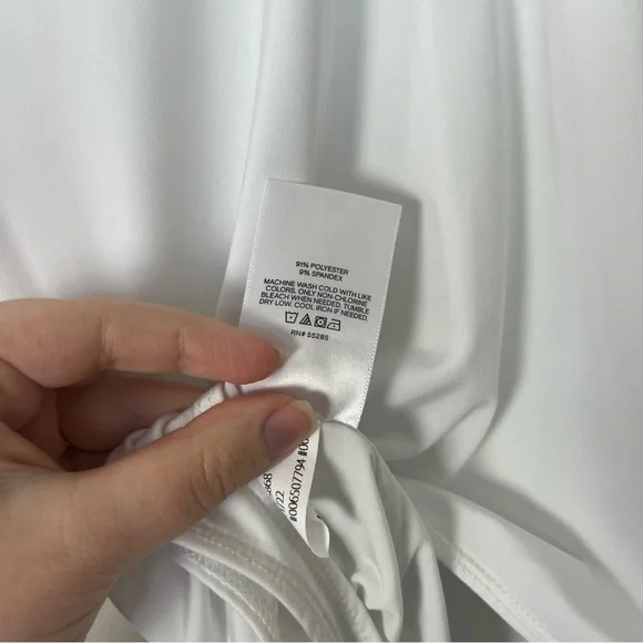 EXPRESS BODY CONTOUR COMPRESSION HIGH NECK BODYSUIT SIZE MEDIUM IN WHITE - Picture 12 of 16